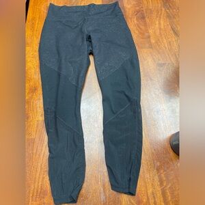 Fabletics power hold Capri leggings medium